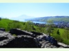 Gesslerburg mit Pilatus im Hintergrund