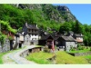 Im kleinen Weiler Fonatana im Val Bavona