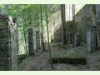Dem Zerfall preisgegebenes Bauarbeiterdorf im Löntschtobel